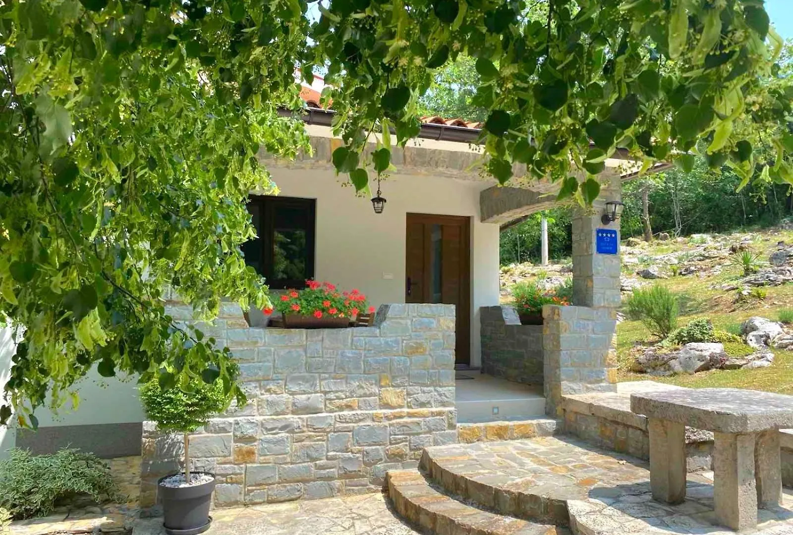 Holiday Home Deni Roc