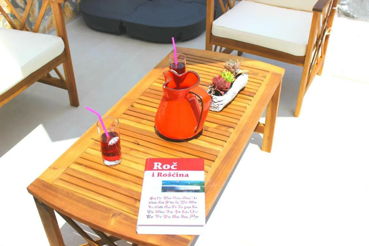 Holiday Home Deni Roc