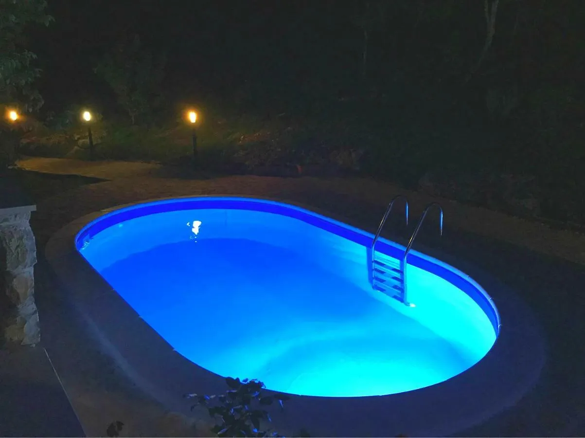 Holiday Home Deni Roc 0*,